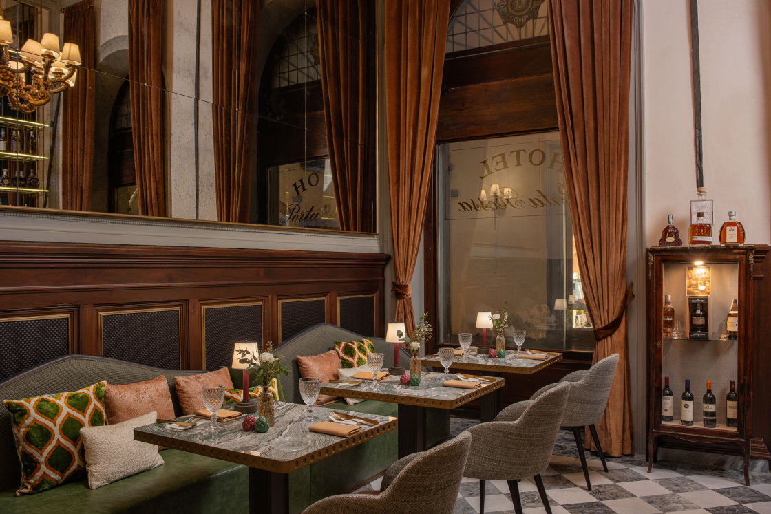 @ Porta Rossa Firenze, Colbert Collection