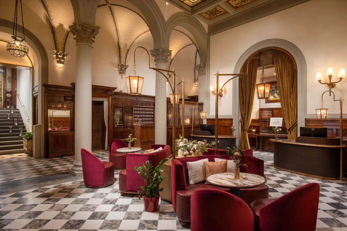@ Porta Rossa Firenze, Colbert Collection